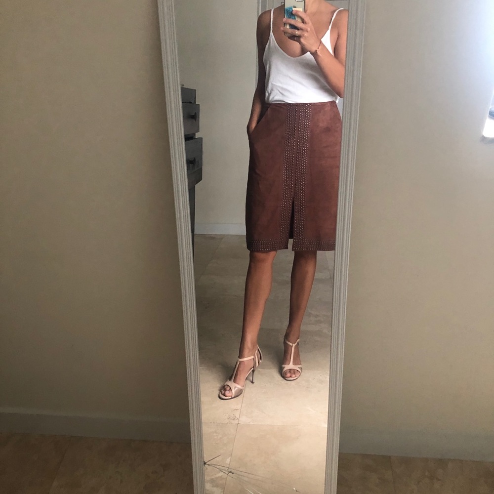 Elizabeth and James - stunning leather skirt